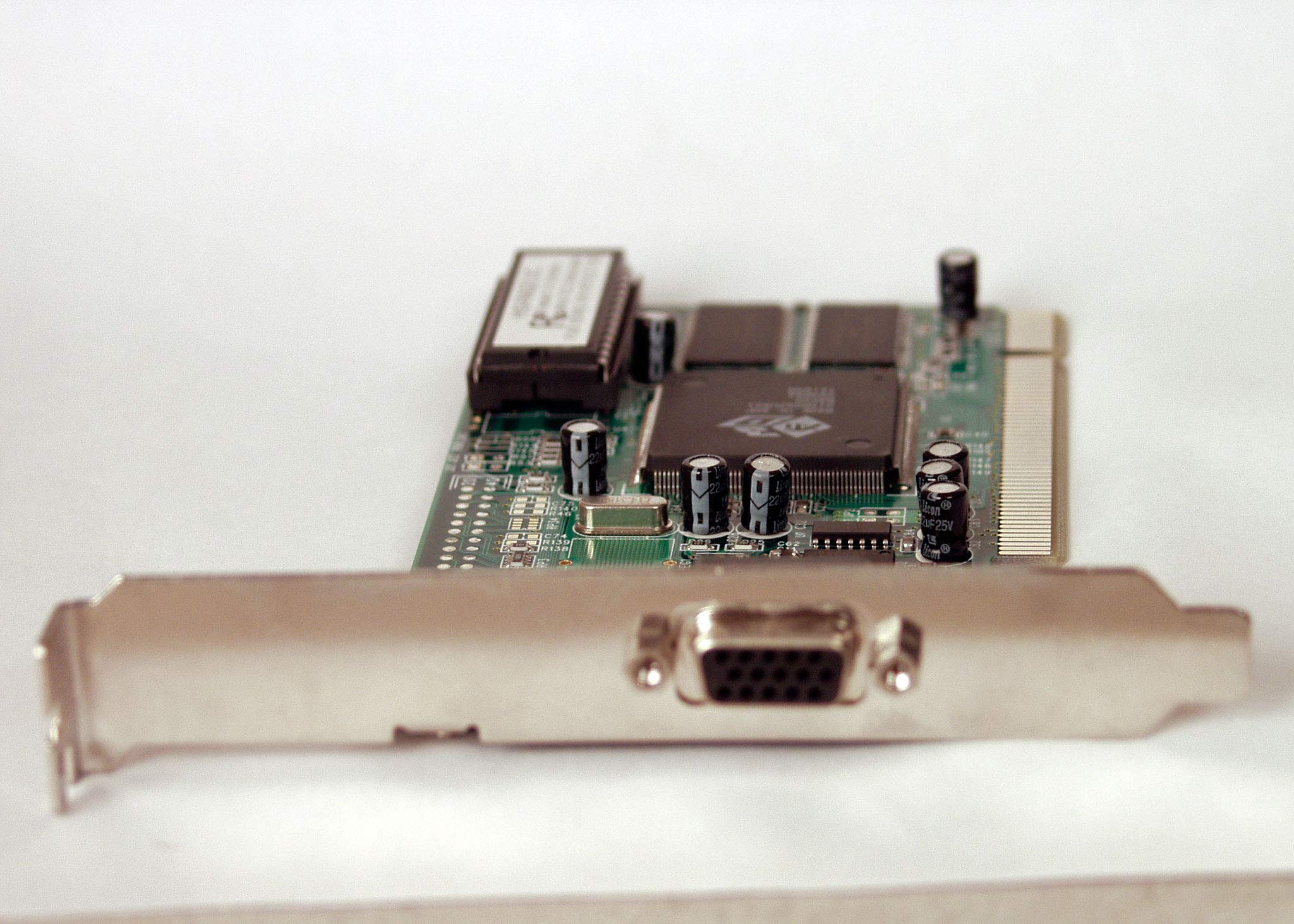 Amazon | IAENCLOSURES ATI Rage IIC OEM PCI スロット VGA ビデオ